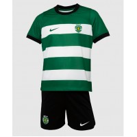 Camisa de time de futebol Sporting CP Replicas 1º Equipamento Infantil 2023-24 Manga Curta (+ Calças curtas)